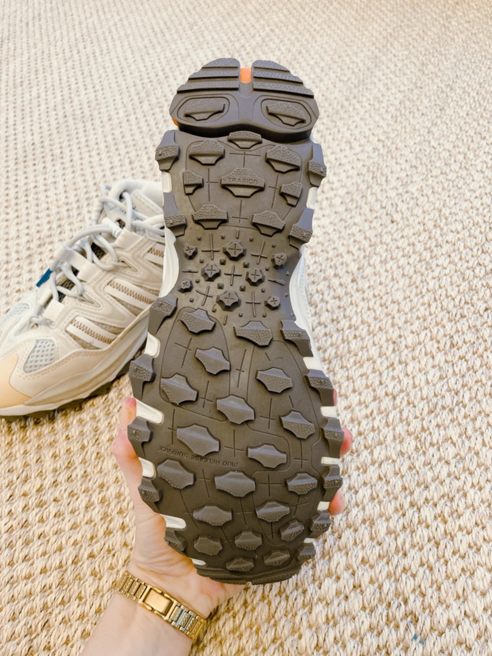 Adidas Hyperturf Unisex Trail Sneakers Men’s 7 Women’s 9 New - Picture 5 of 9